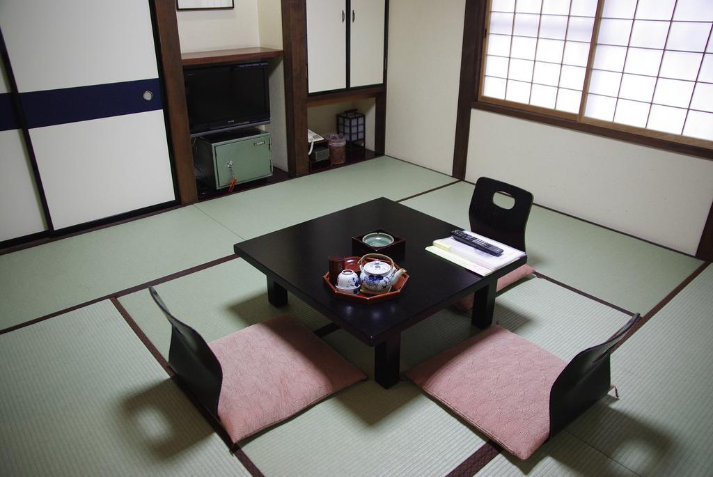 Hotel Oyado Yamakyu Takayama  Zewnętrze zdjęcie